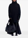 Trunk shoulder bag in black