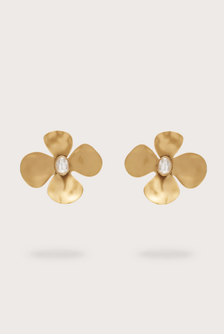 Lucky Earring in brushed brass
